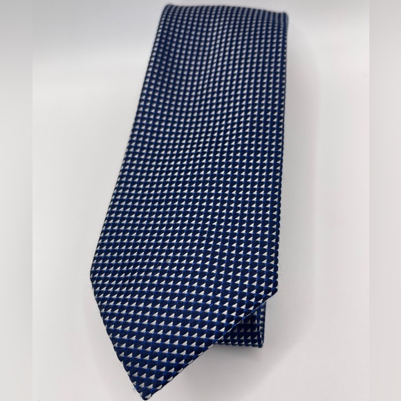 Barneys New York Men’s Tie 100% Silk